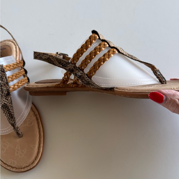 B O C Sandals, 9, Shades of tan w/ faux snake, Adjustable heel strap NWOT - Picture 4 of 5